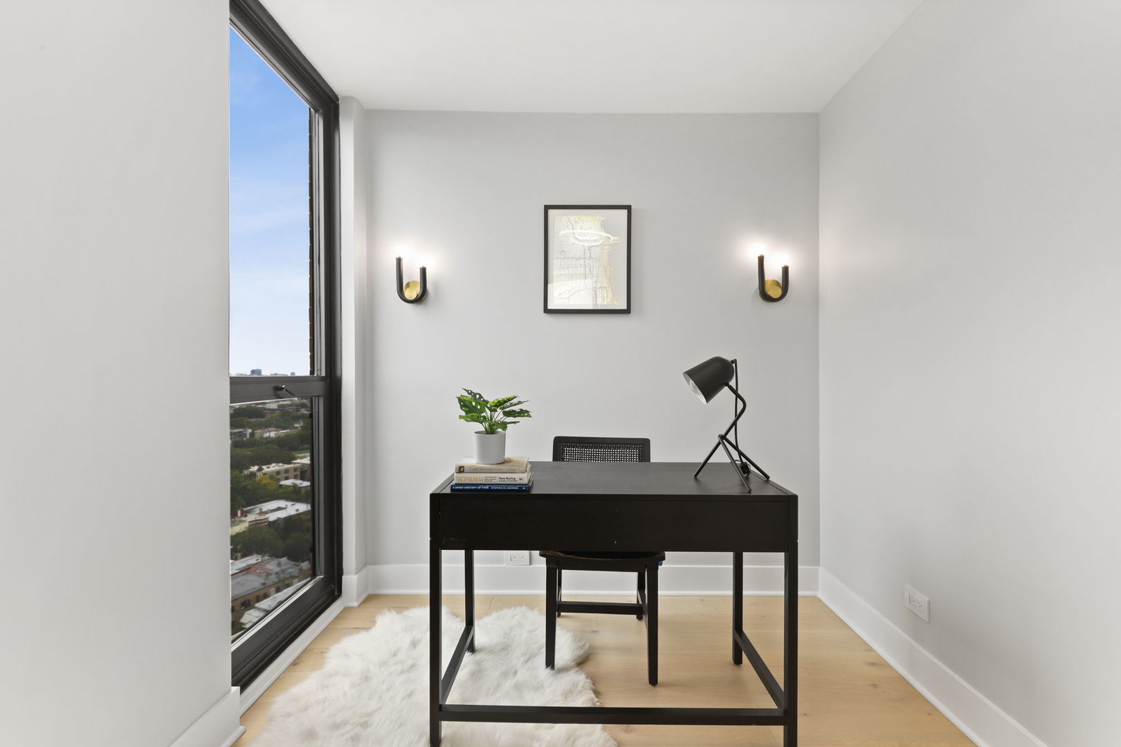1850 N CLARK Street Unit: 2309