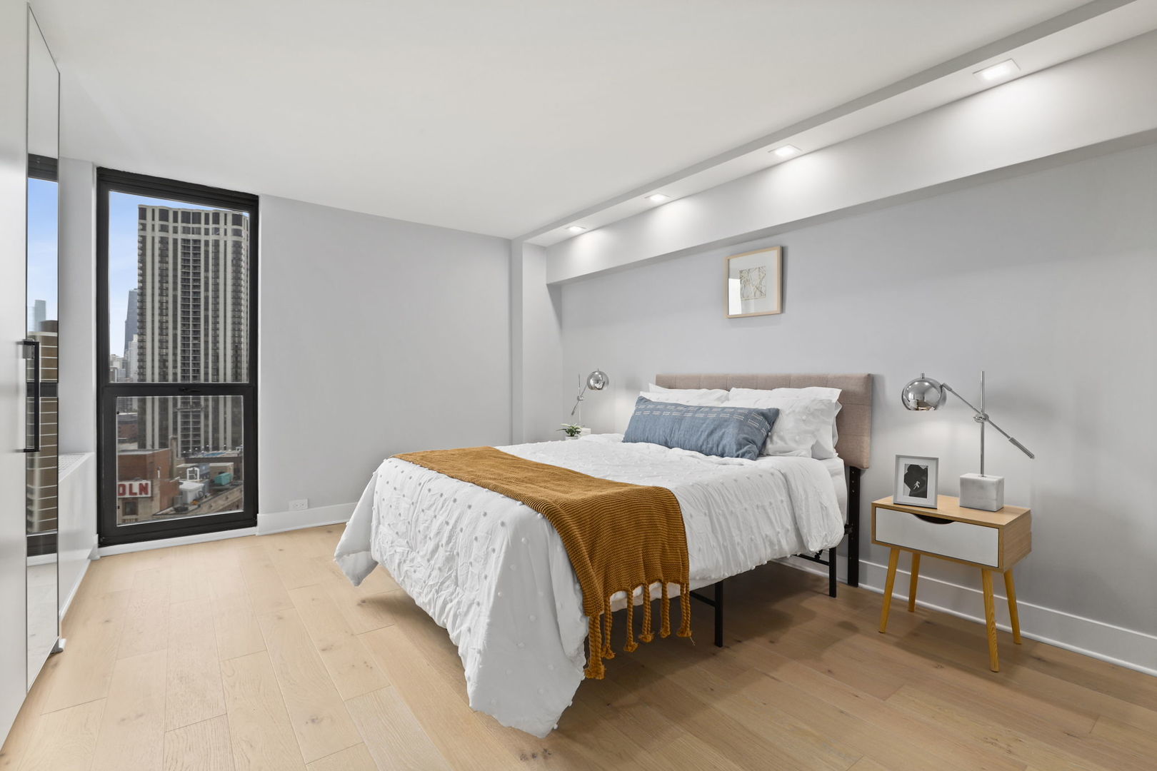 1850 N CLARK Street Unit: 2309