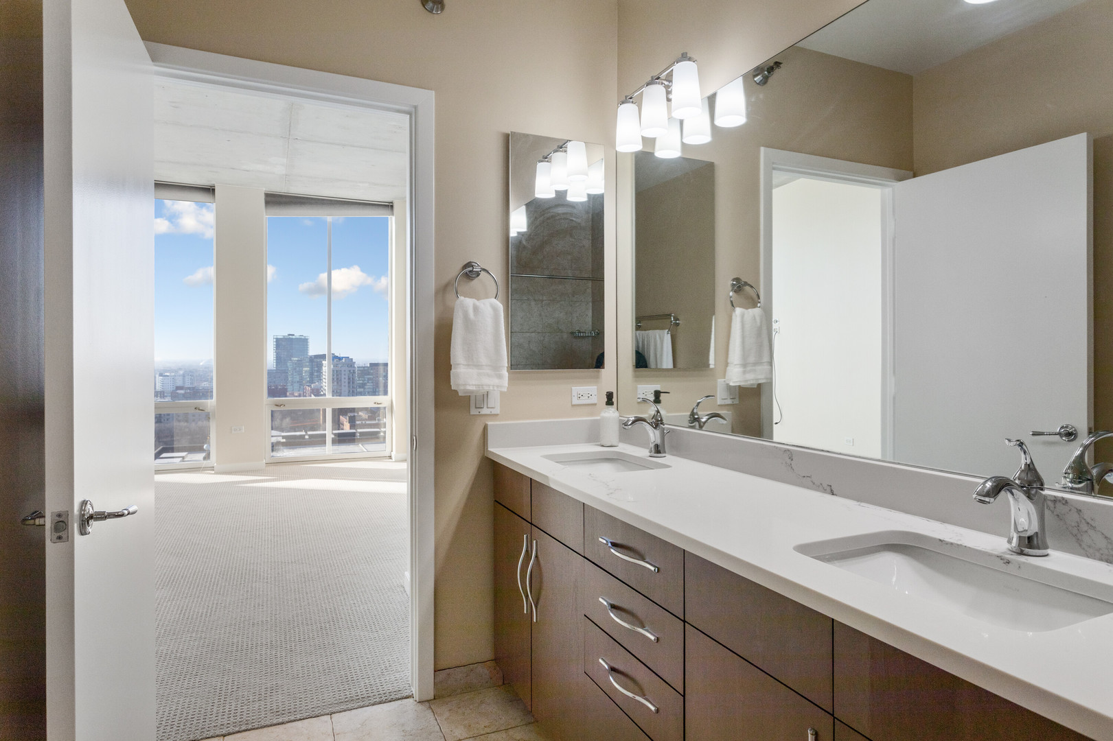 720 N Larrabee Street N Unit: 1608