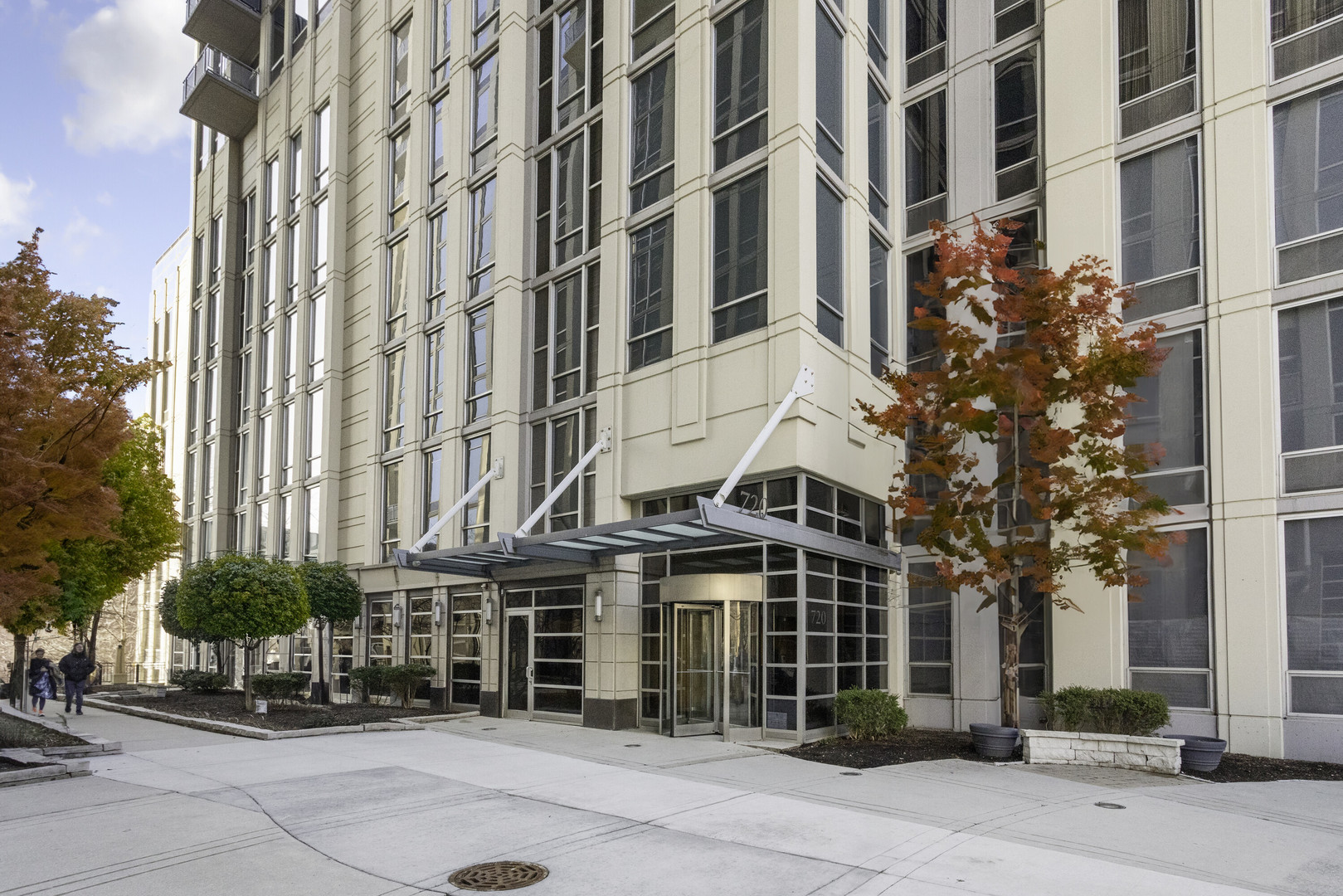 720 N Larrabee Street N Unit: 1608