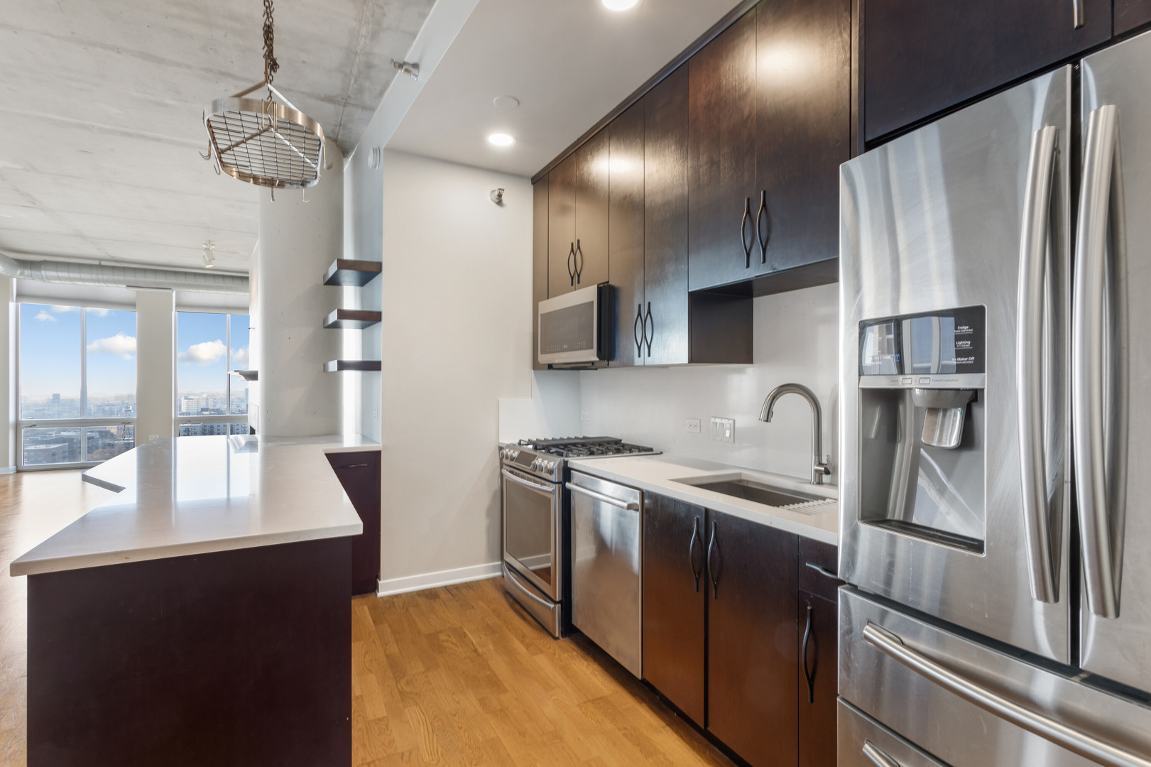 720 N Larrabee Street N Unit: 1608