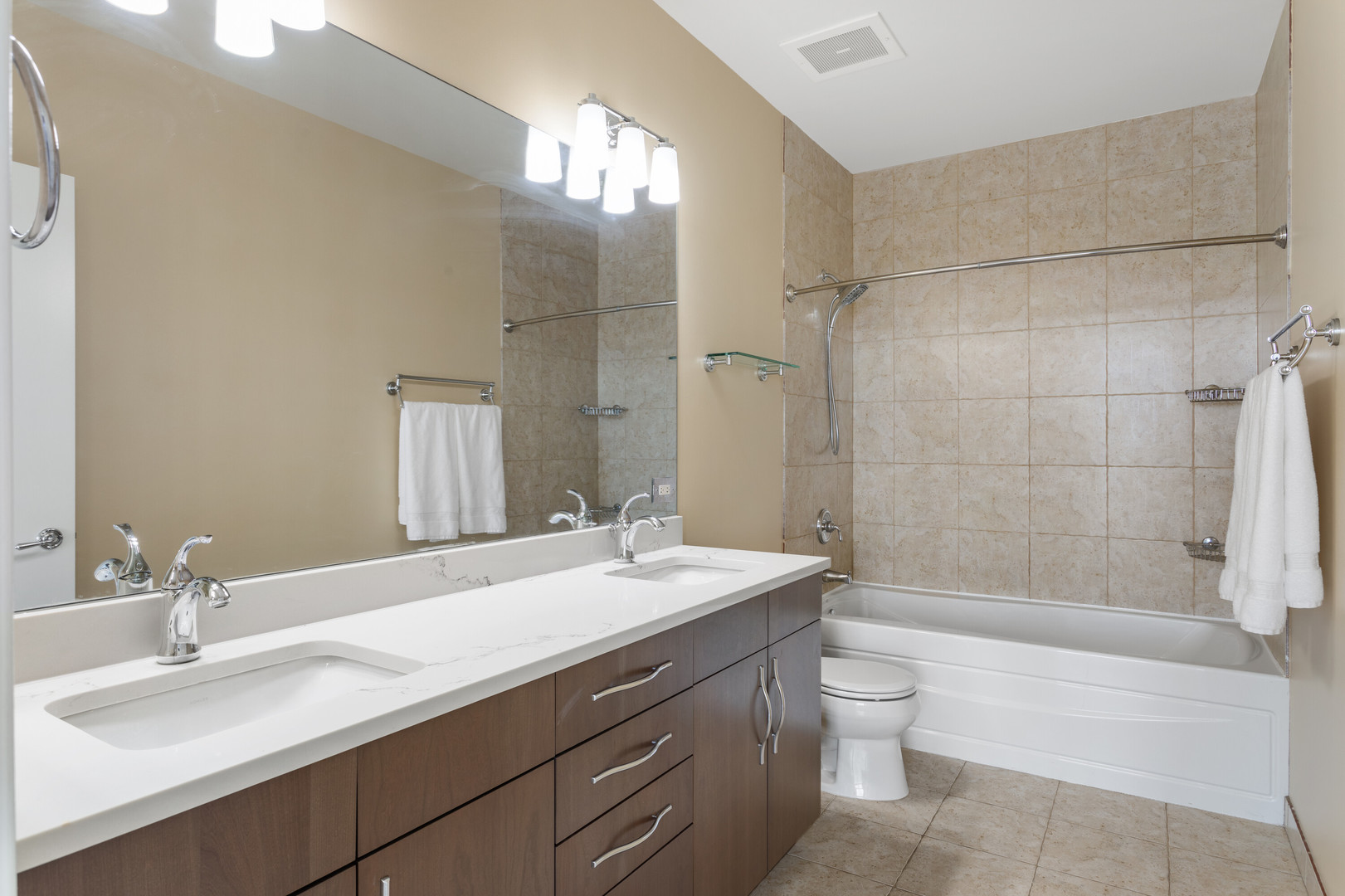 720 N Larrabee Street N Unit: 1608