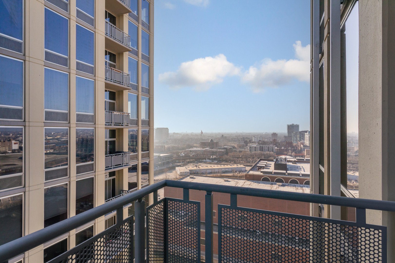 720 N Larrabee Street N Unit: 1608