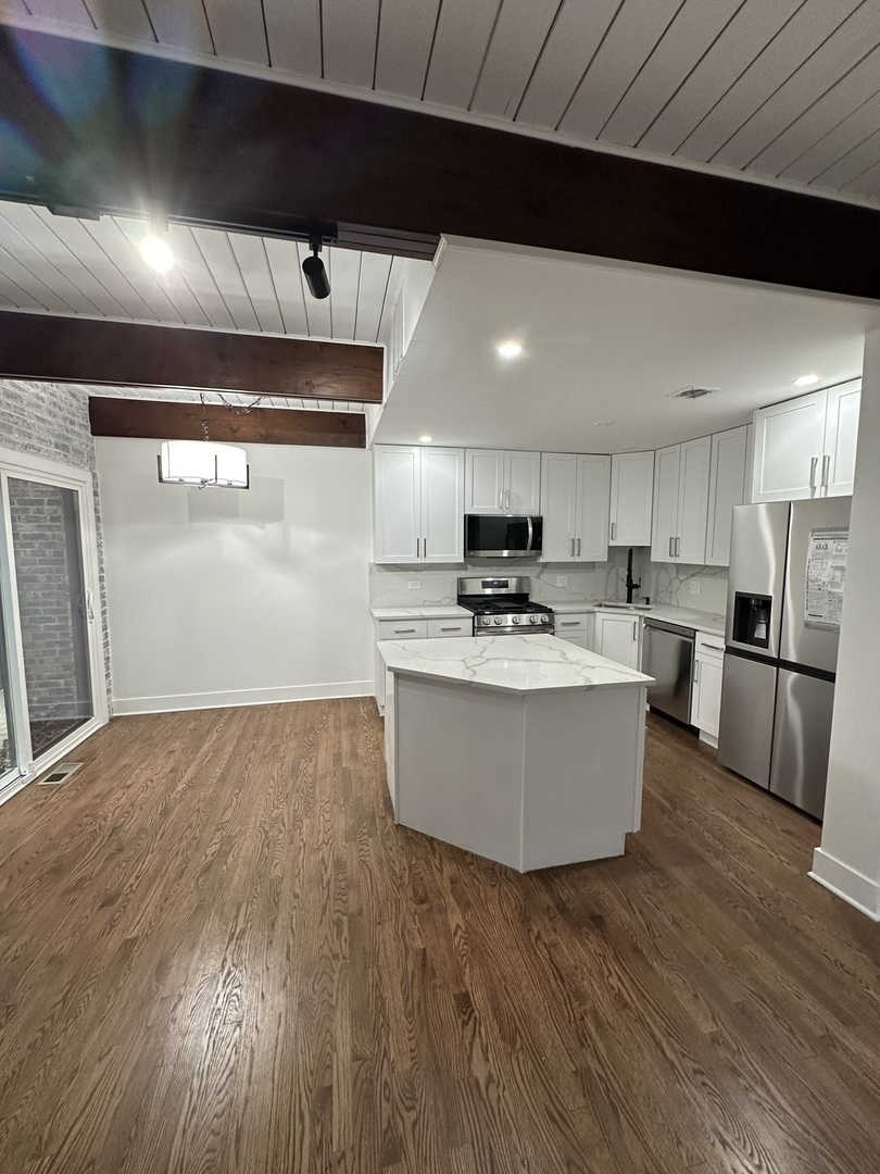 1915 N Cleveland Avenue Unit: D