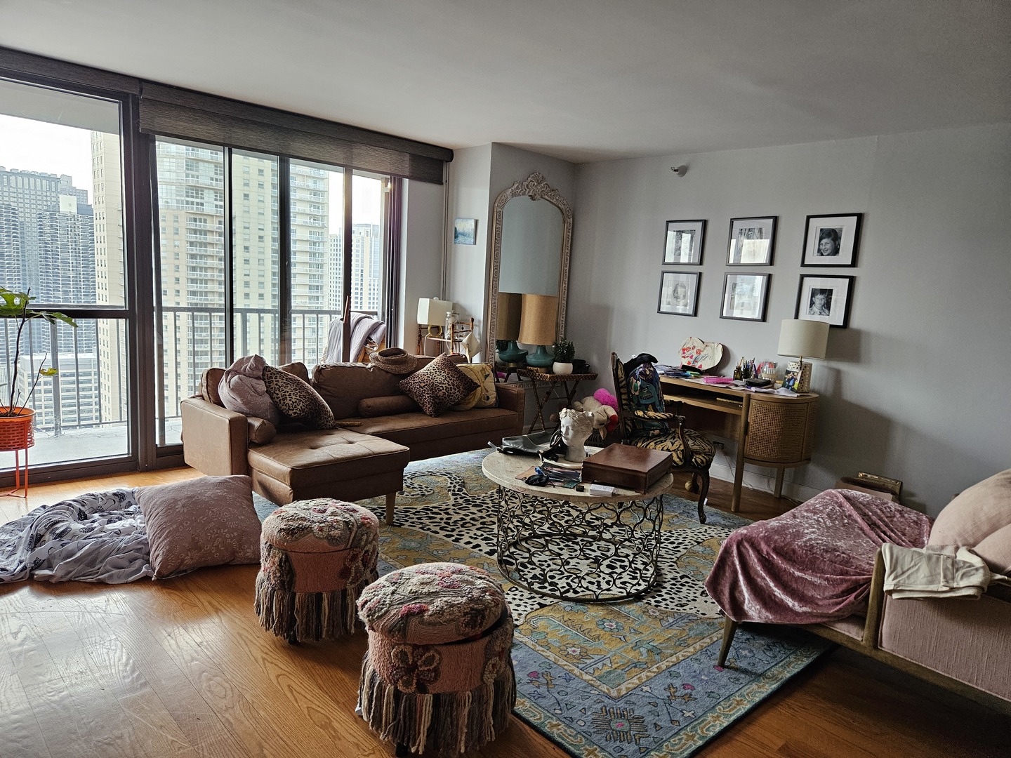 10 E Ontario Street Unit: 4703