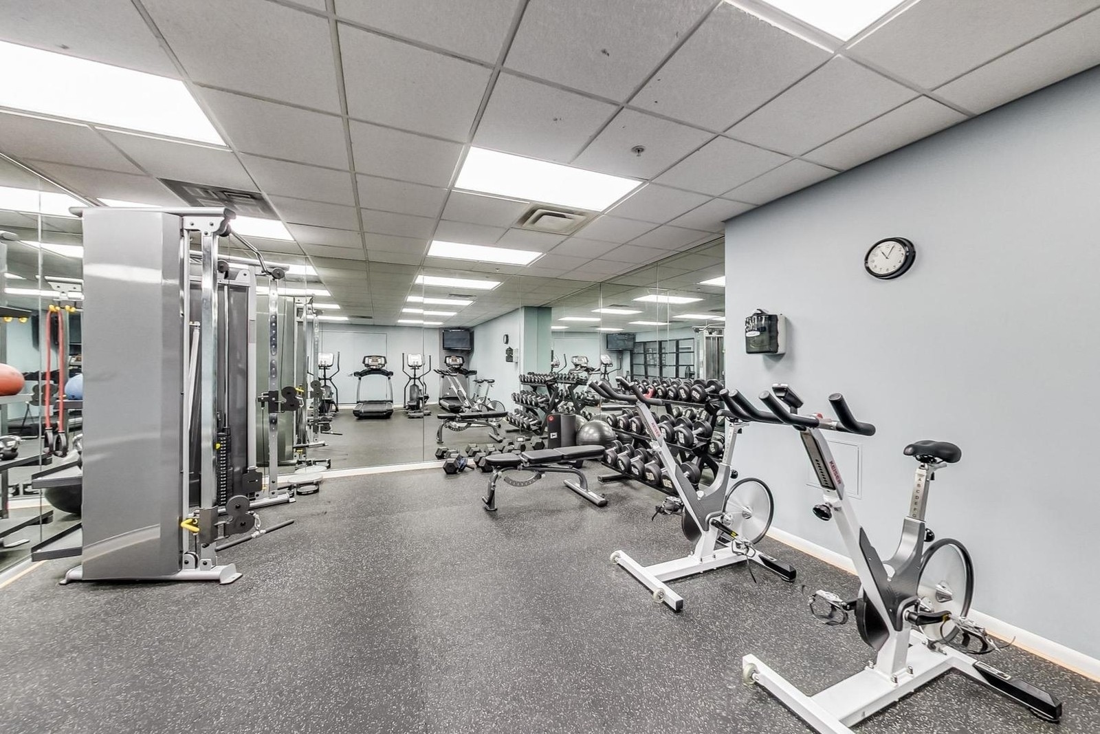 1200 W MONROE Street Unit: 904