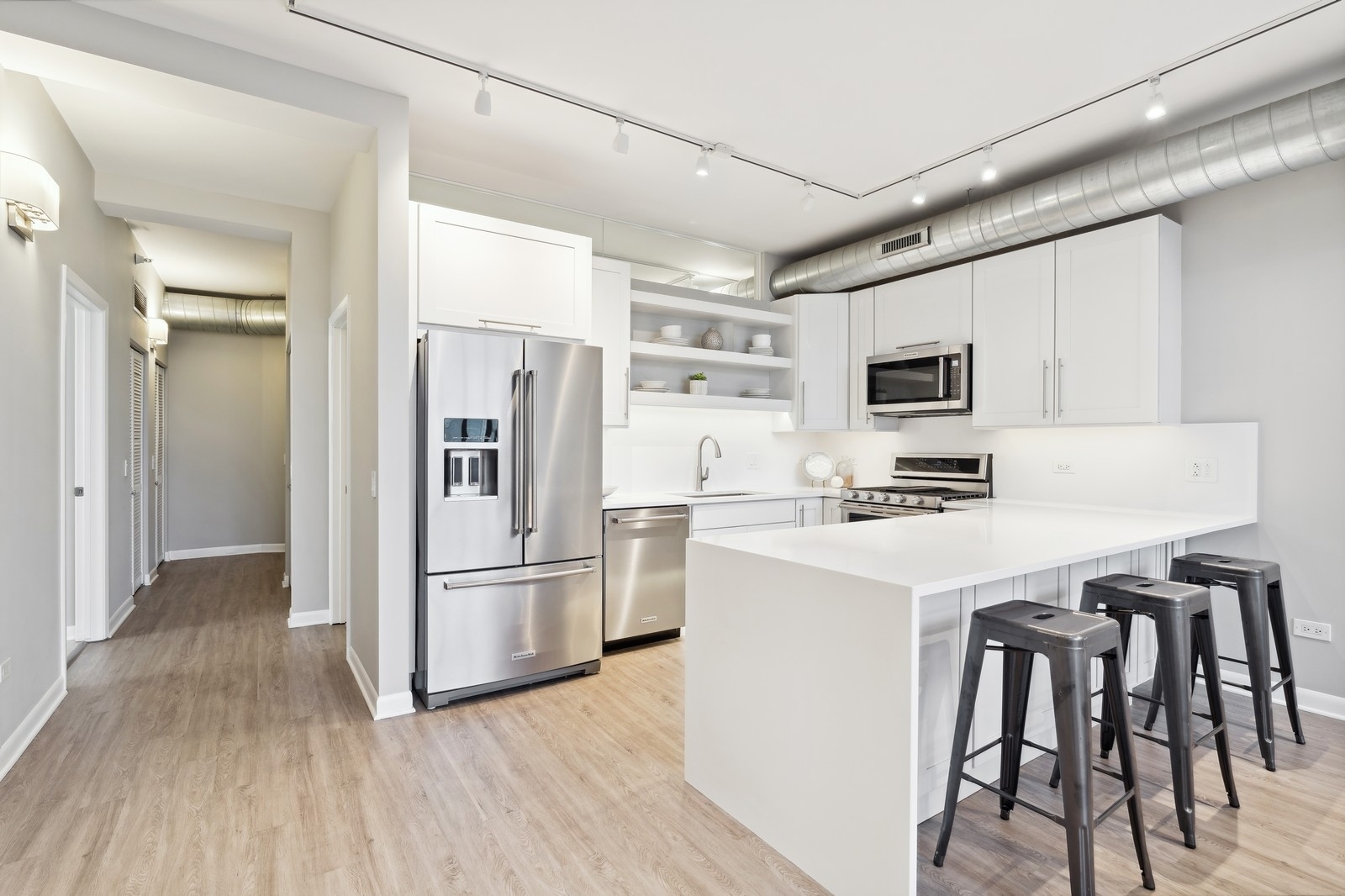 1200 W MONROE Street Unit: 904