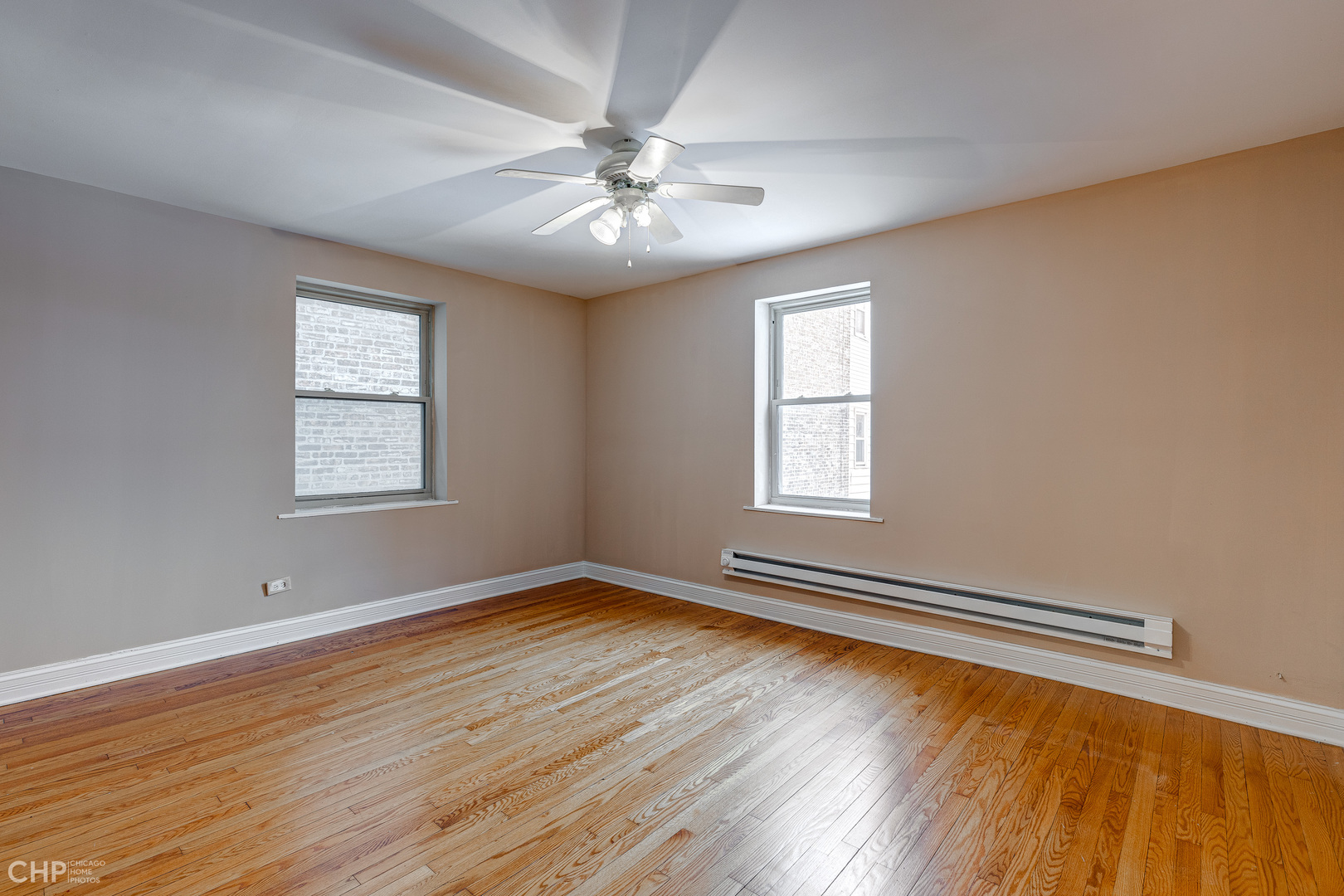 4938 S King Drive Unit: 2