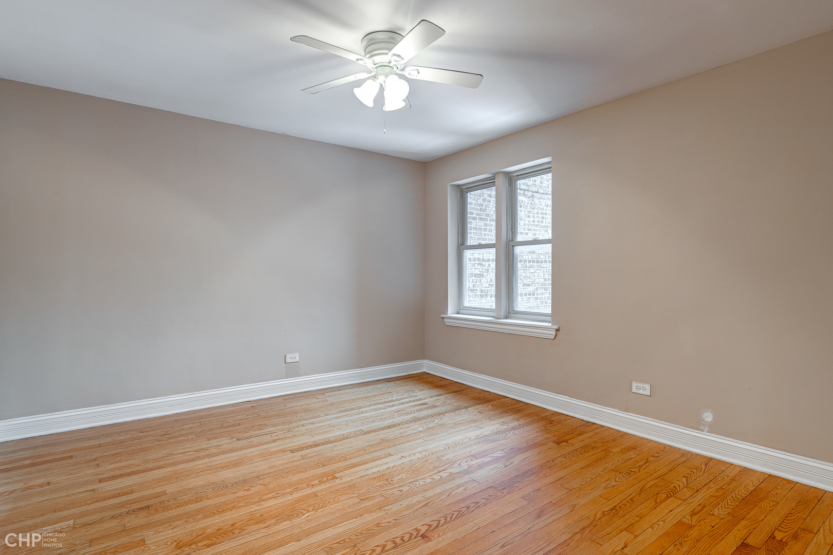 4938 S King Drive Unit: 2