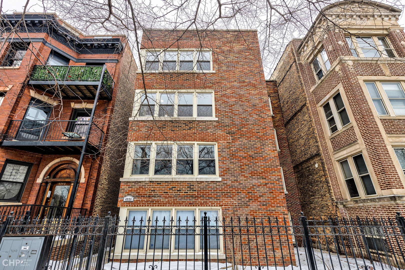 4938 S King Drive Unit: 2
