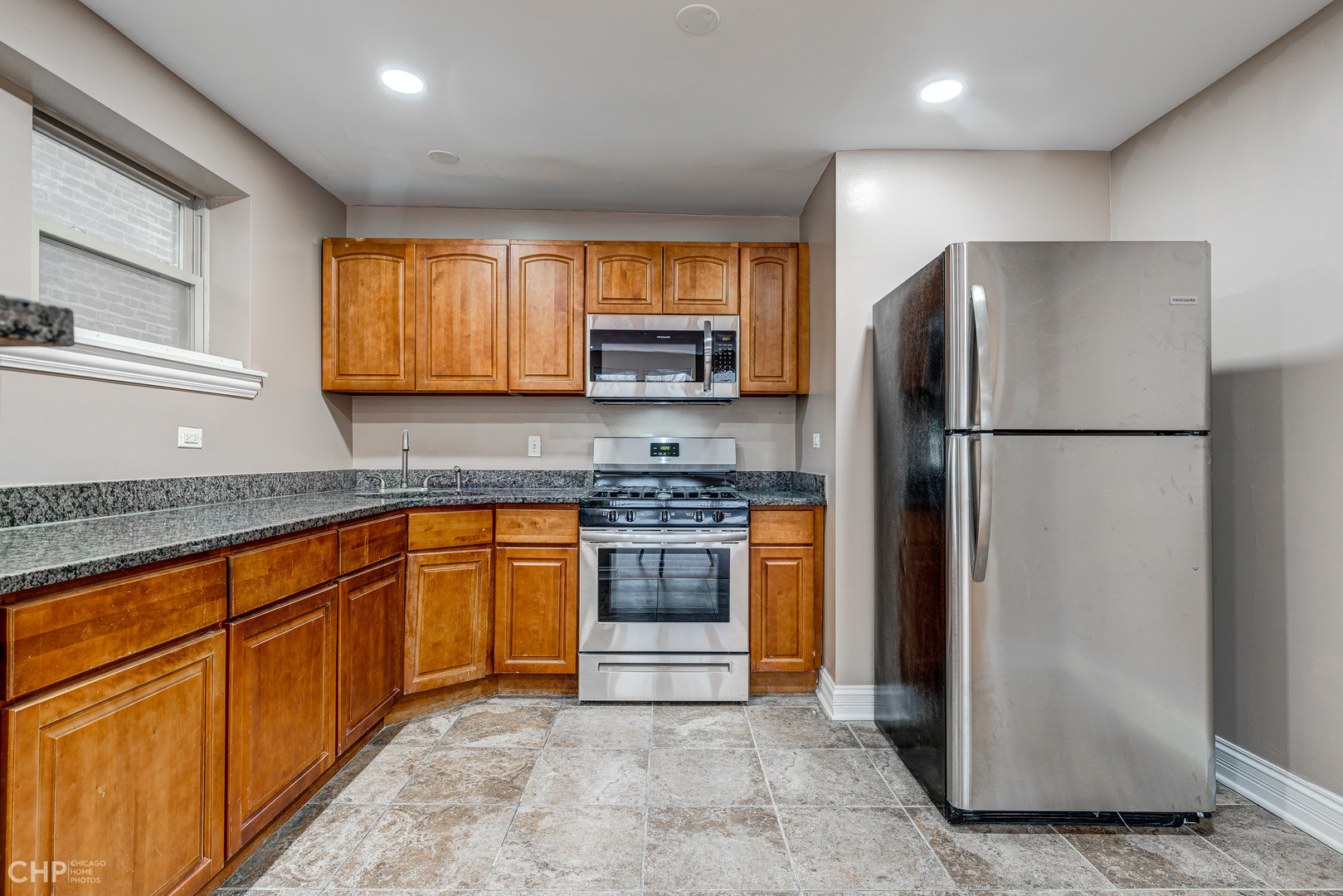 4938 S King Drive Unit: 2