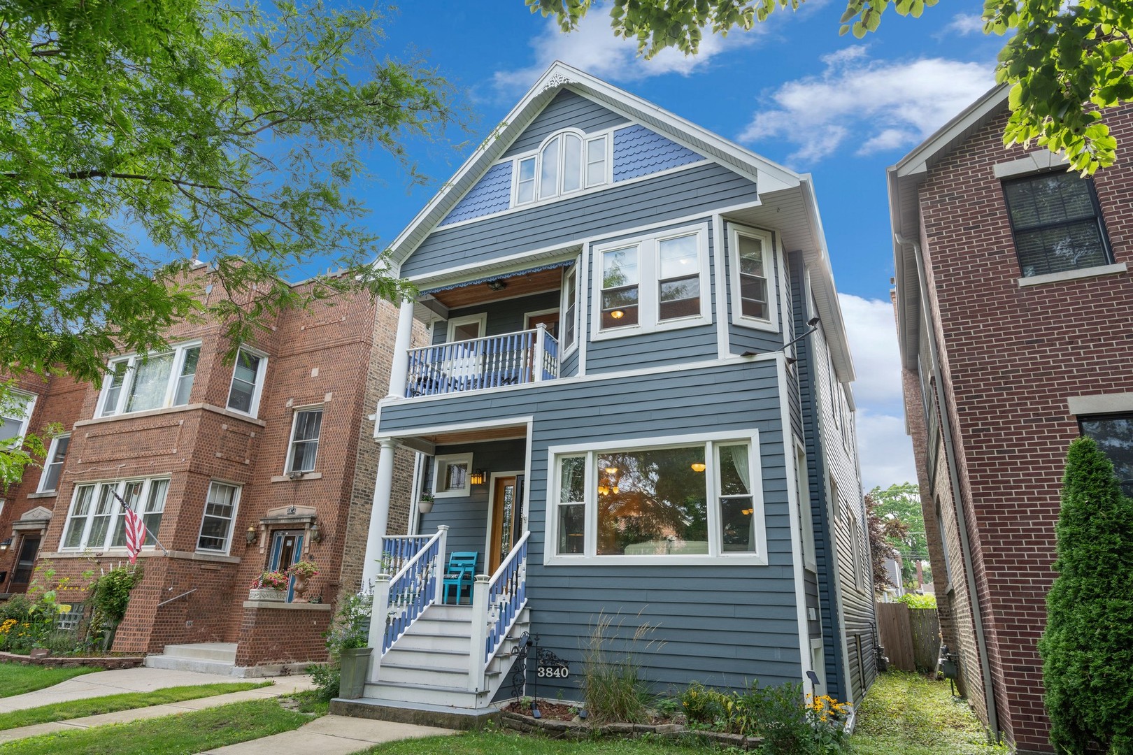 3840 N FRANCISCO Avenue