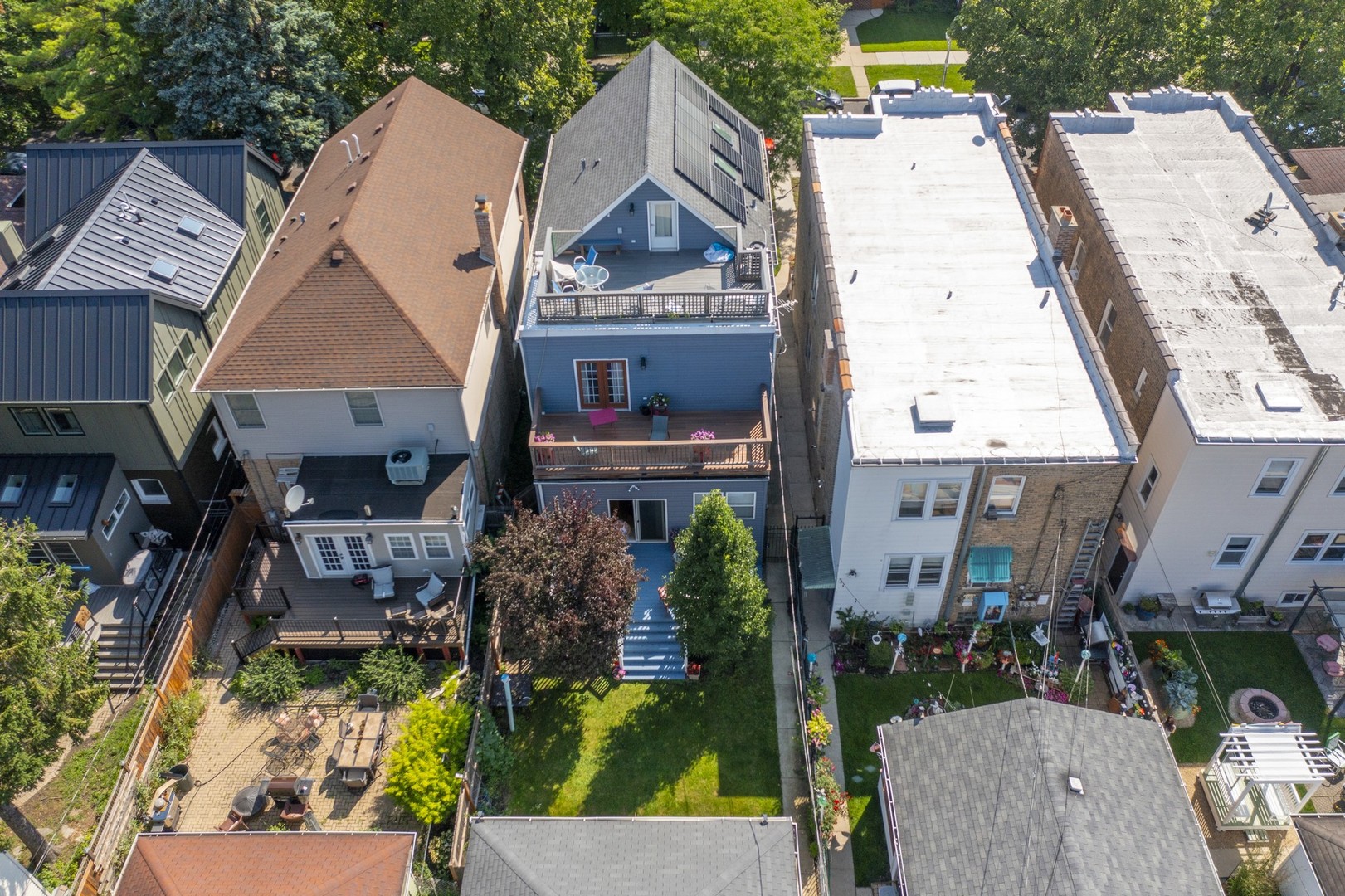 3840 N FRANCISCO Avenue