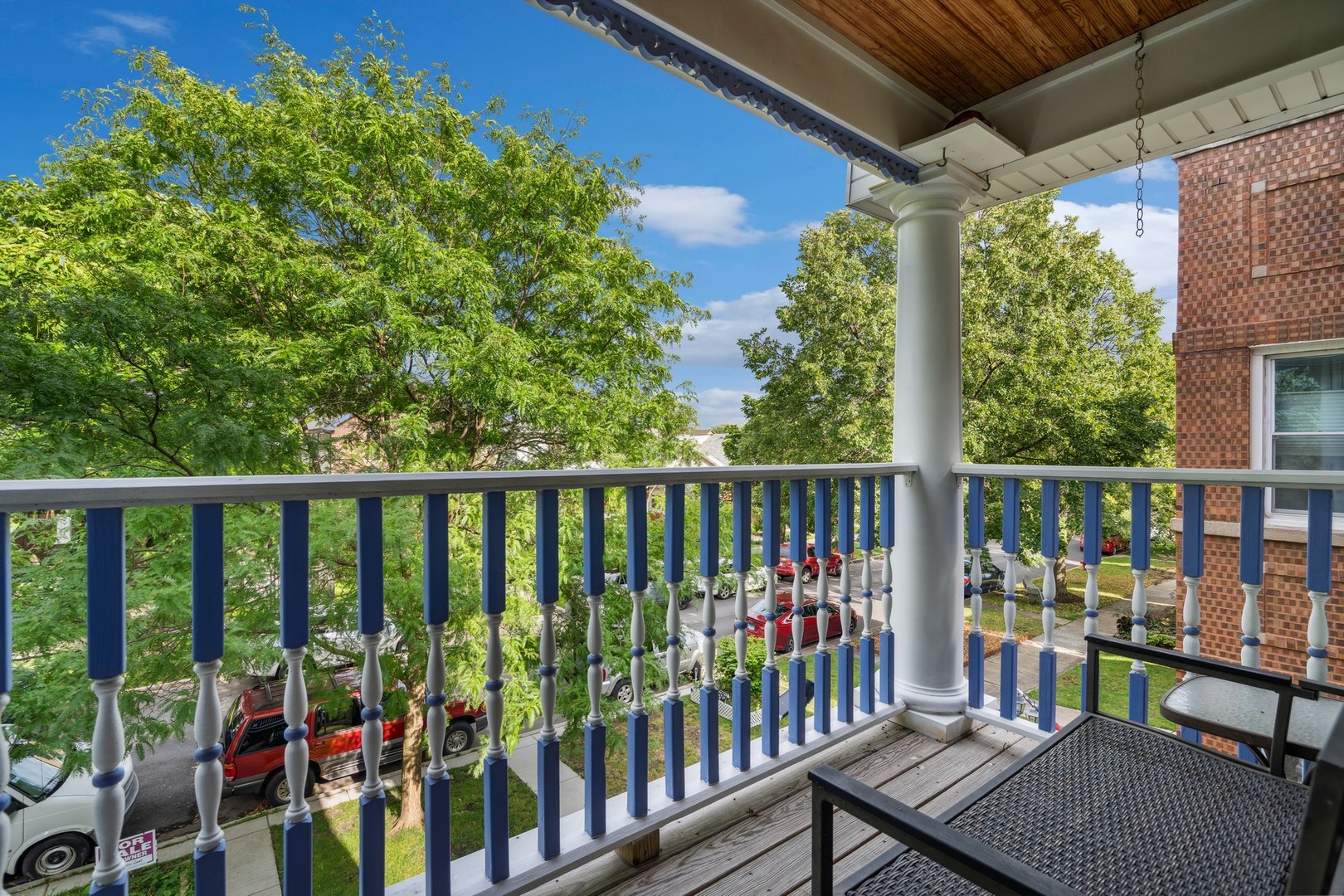 3840 N FRANCISCO Avenue