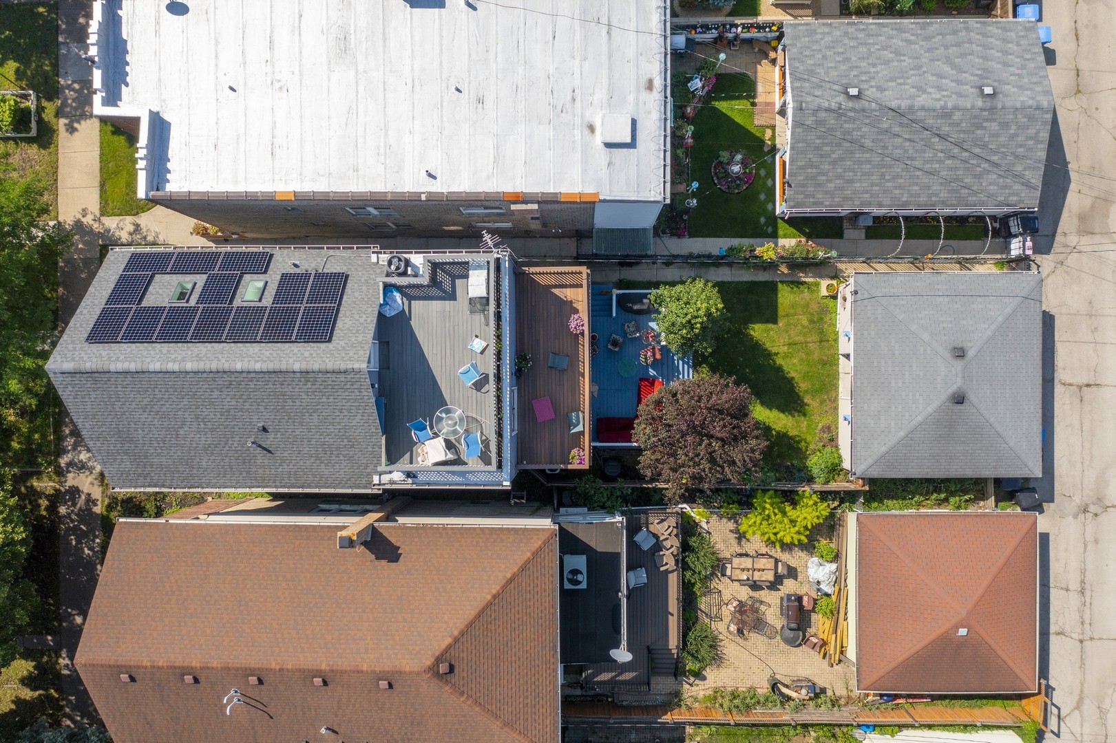 3840 N FRANCISCO Avenue