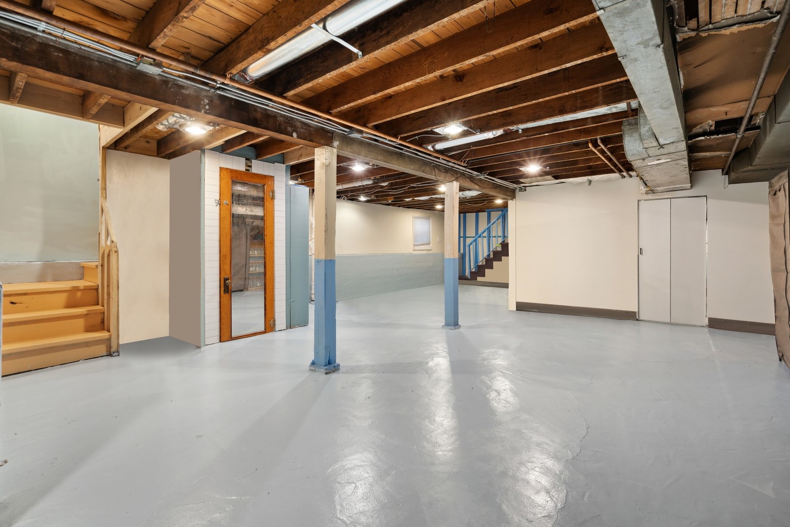 3840 N FRANCISCO Avenue