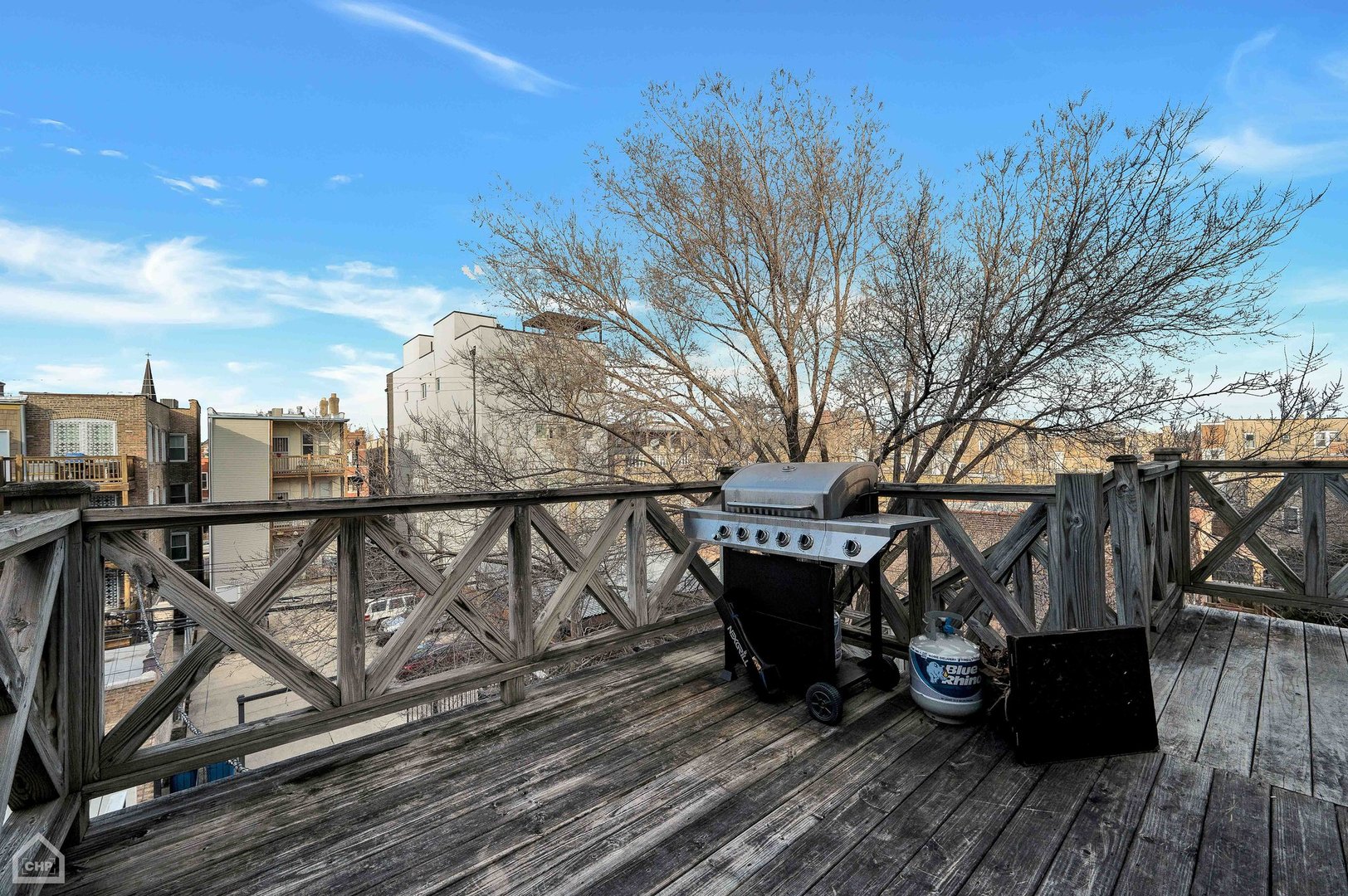 2552 W Walton Street Unit: 3