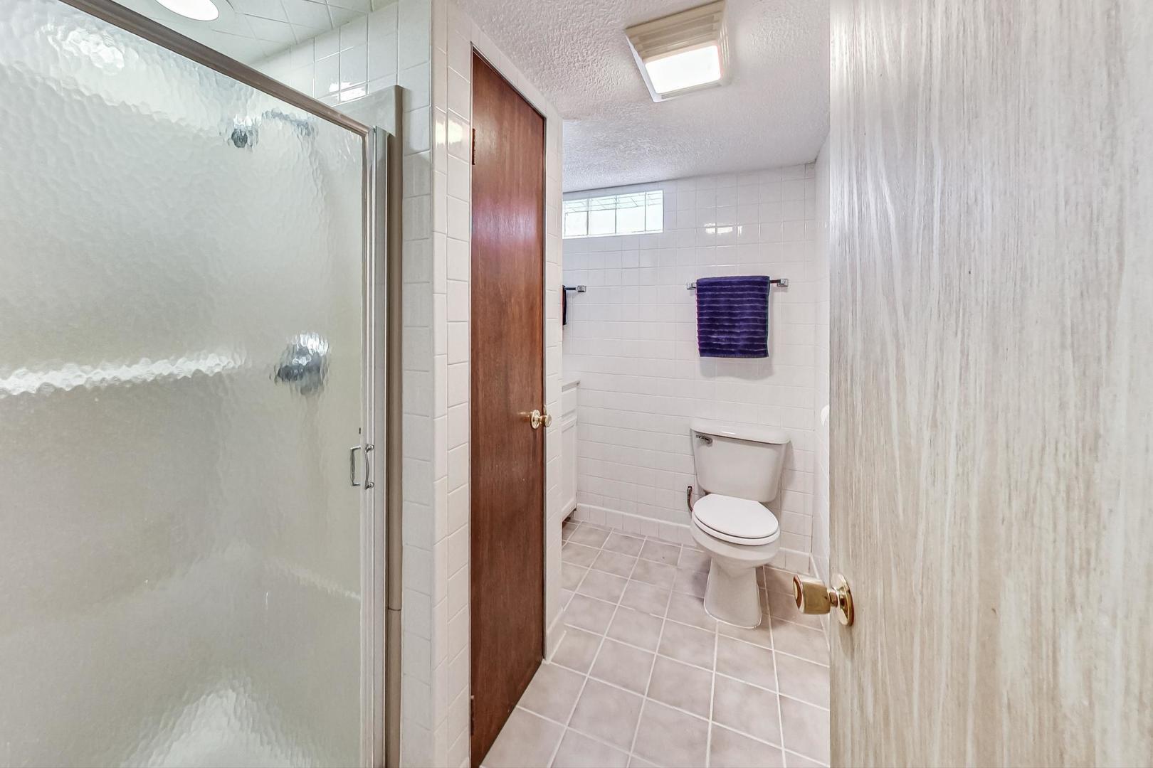 855 S Hillside Avenue