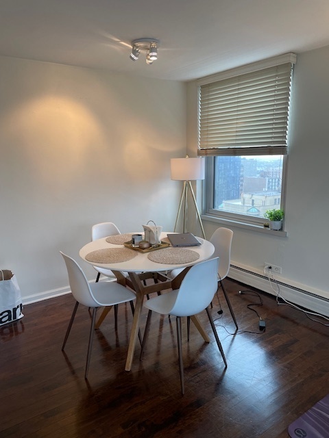 336 W Wellington Avenue Unit: 2302