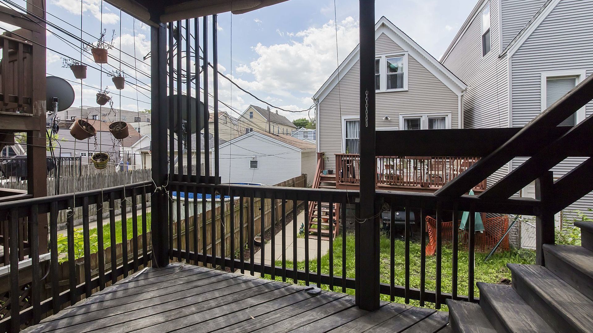 1850 N Washtenaw Avenue Unit: 1