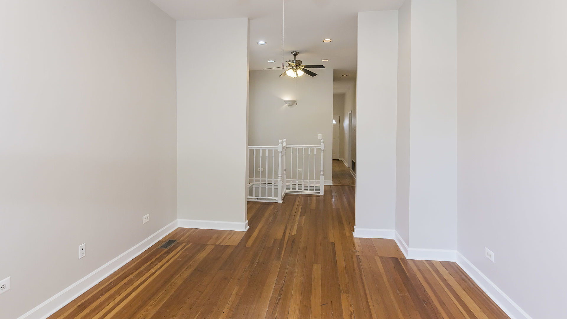 1850 N Washtenaw Avenue Unit: 1