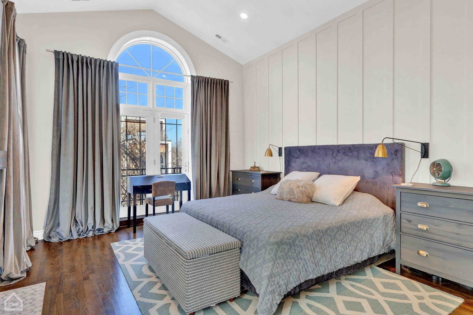 1901 W ARMITAGE Avenue Unit: 3