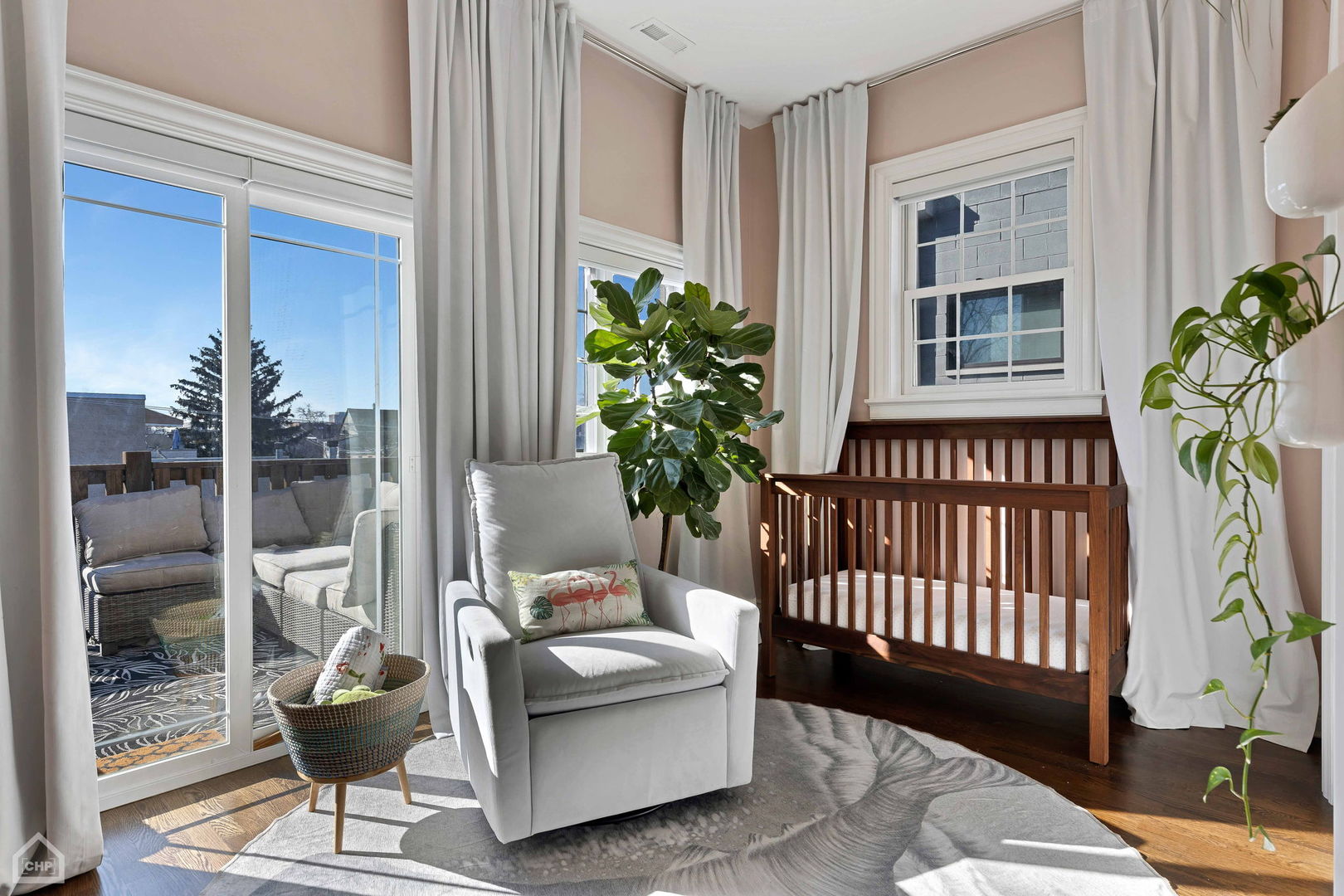 1901 W ARMITAGE Avenue Unit: 3