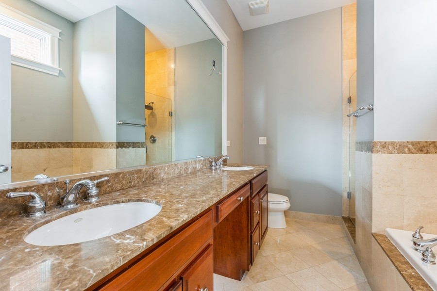 1450 N North Park Avenue Unit: 3S