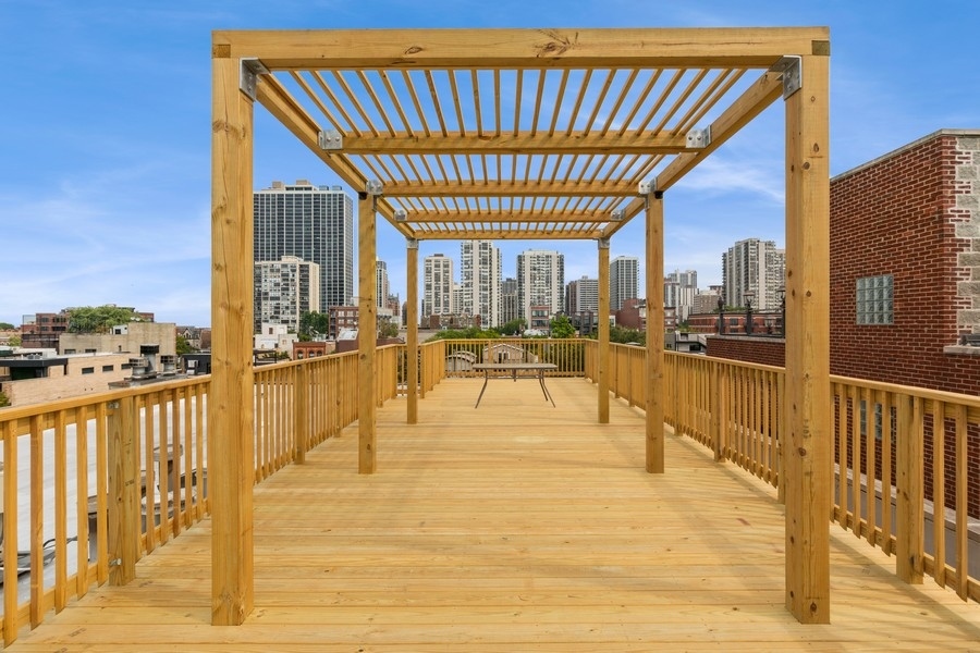 1450 N North Park Avenue Unit: 3S