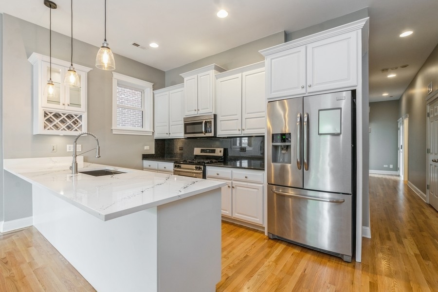 1450 N North Park Avenue Unit: 3S