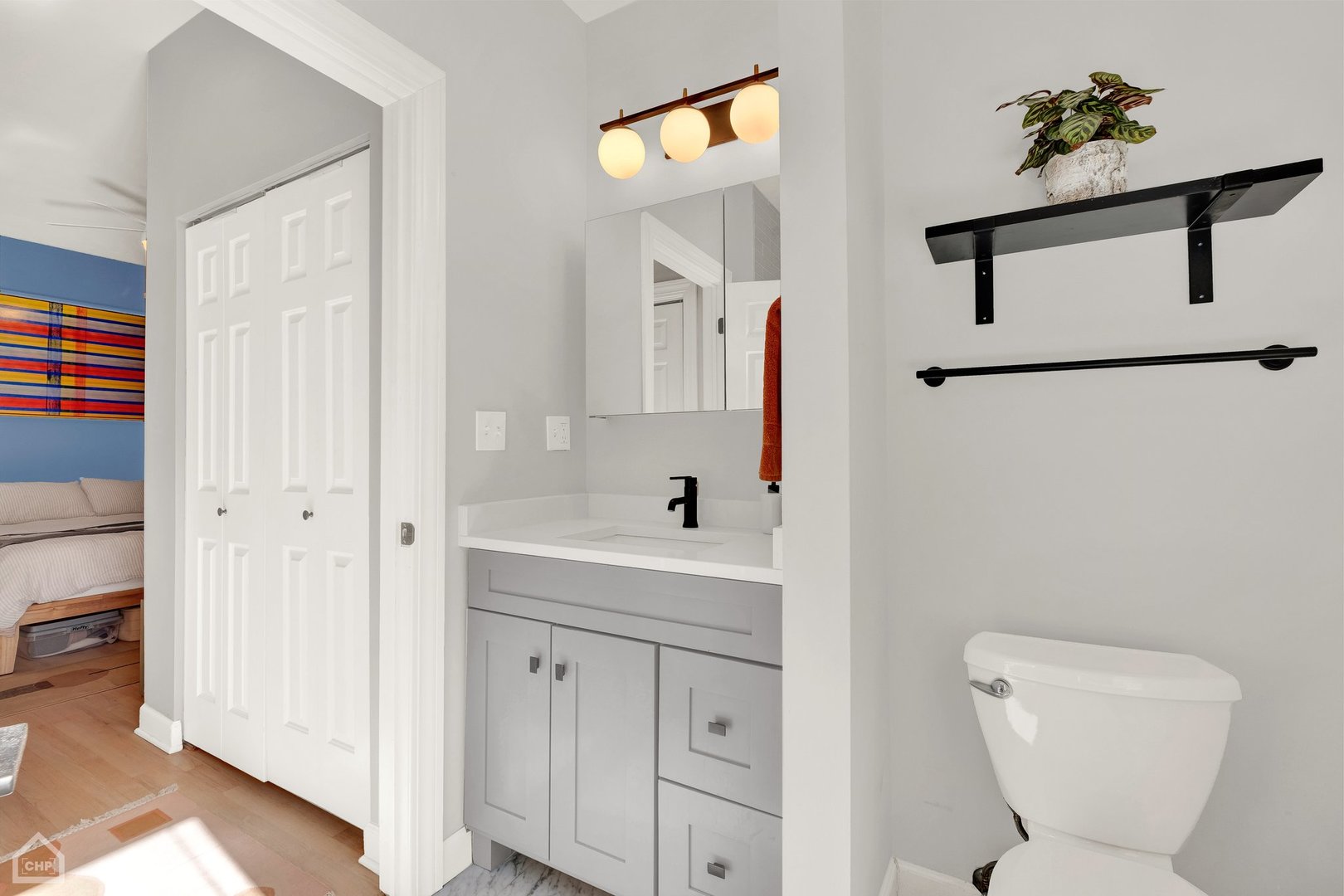 1317 W WINNEMAC Avenue Unit: 1