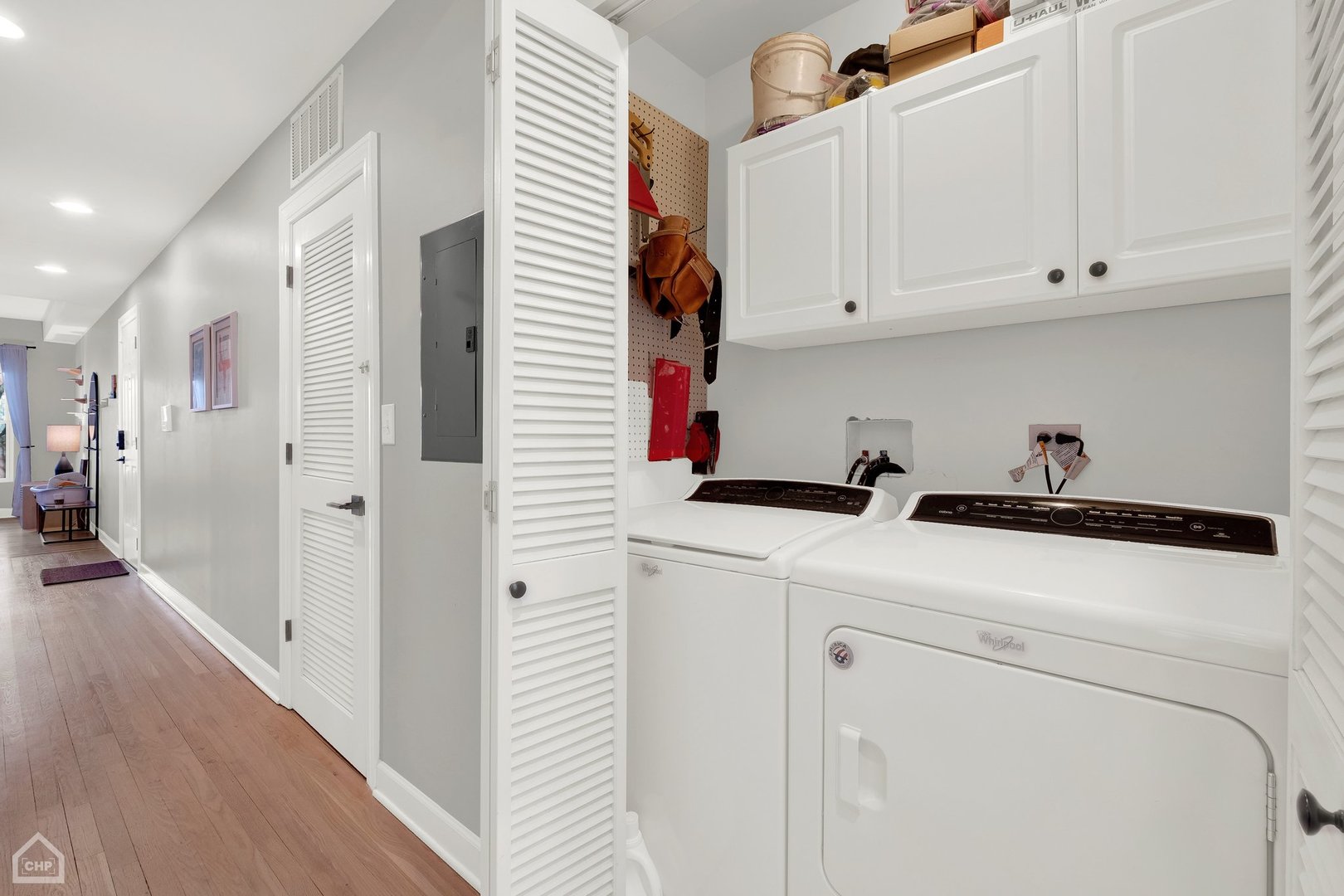 1317 W WINNEMAC Avenue Unit: 1