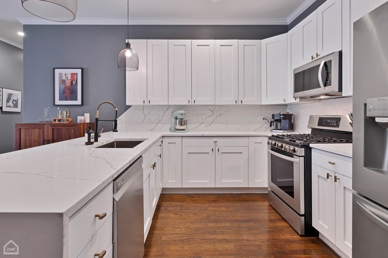 955 W Monroe Street Unit: 2D