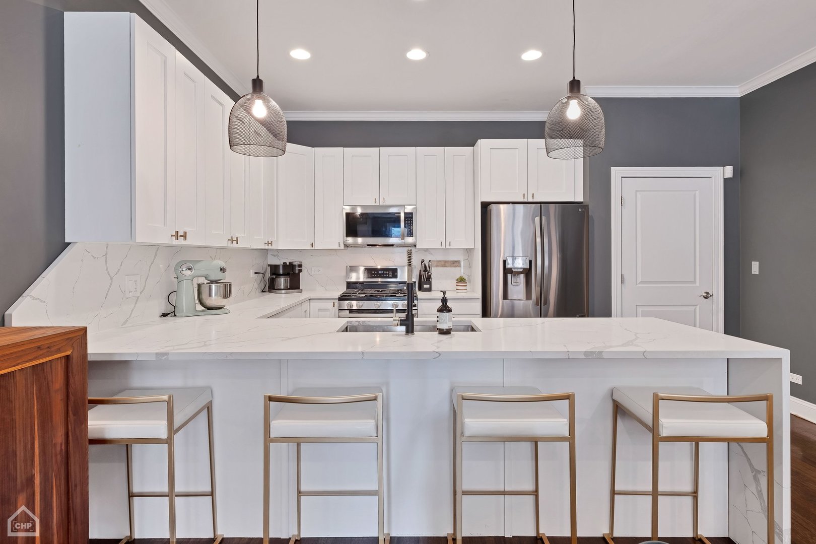 955 W Monroe Street Unit: 2D