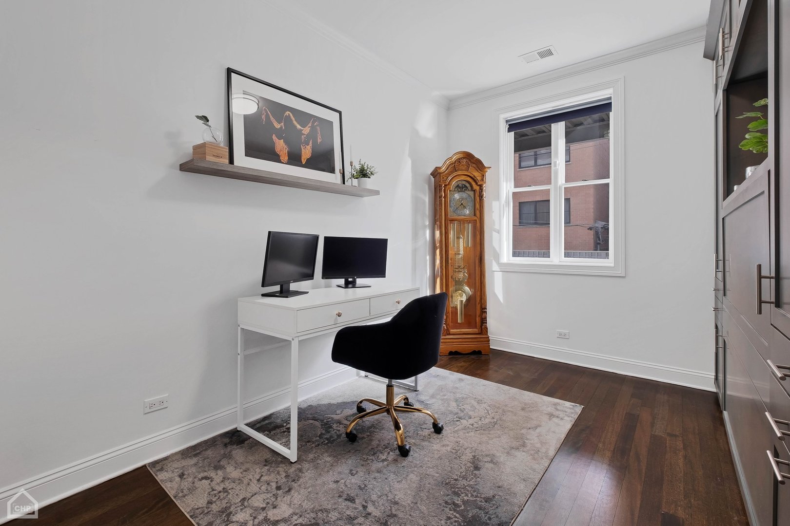 955 W Monroe Street Unit: 2D