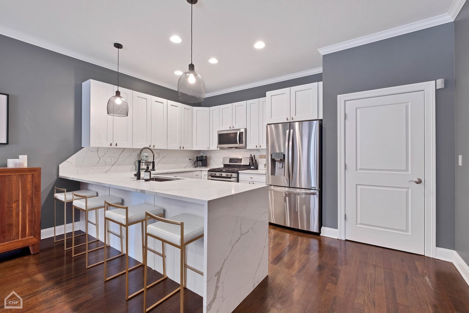 955 W Monroe Street Unit: 2D