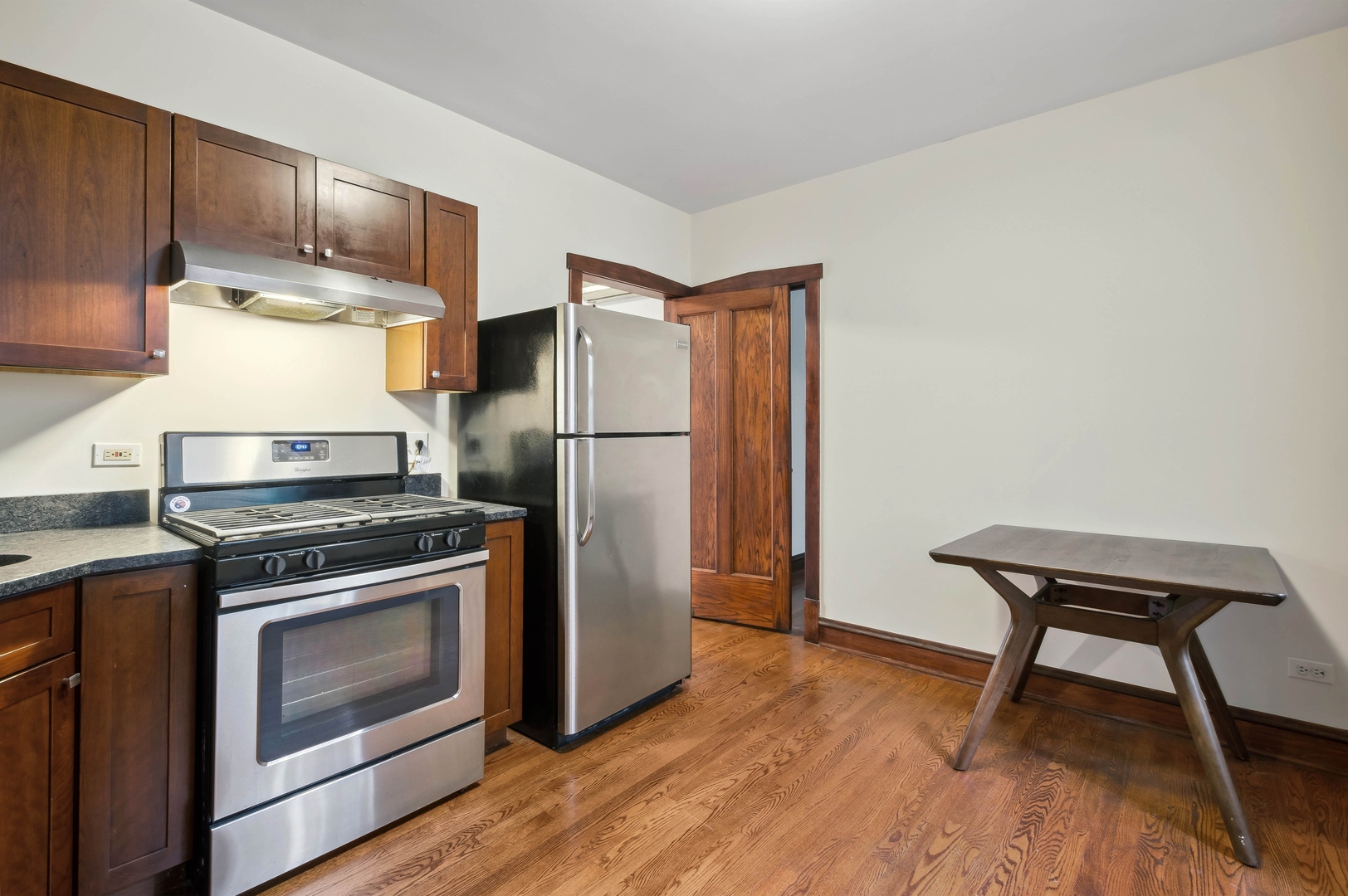 2006 W Walton Street Unit: 1A