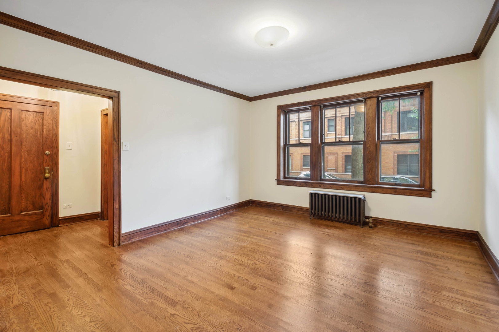 2006 W Walton Street Unit: 1A