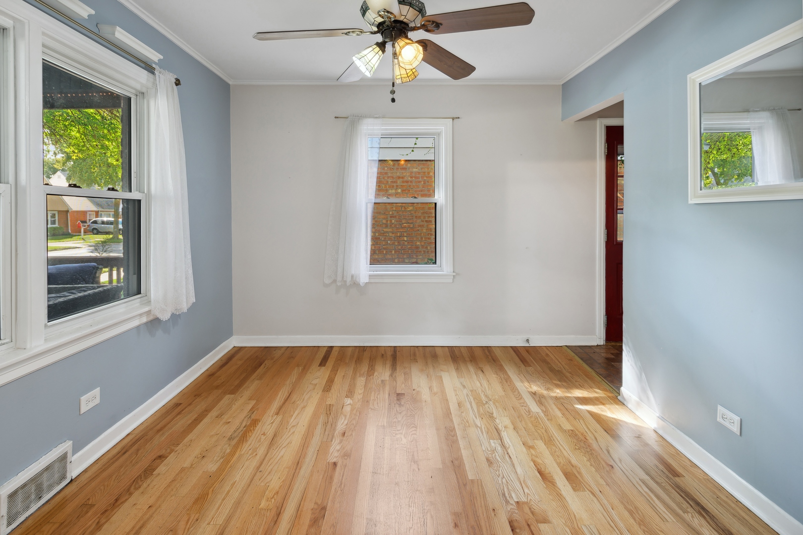 5024 N Normandy Avenue