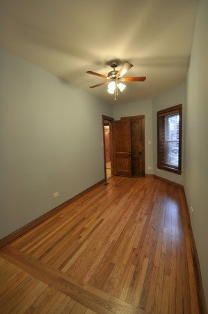 1648 N SAINT LOUIS Avenue Unit: 1