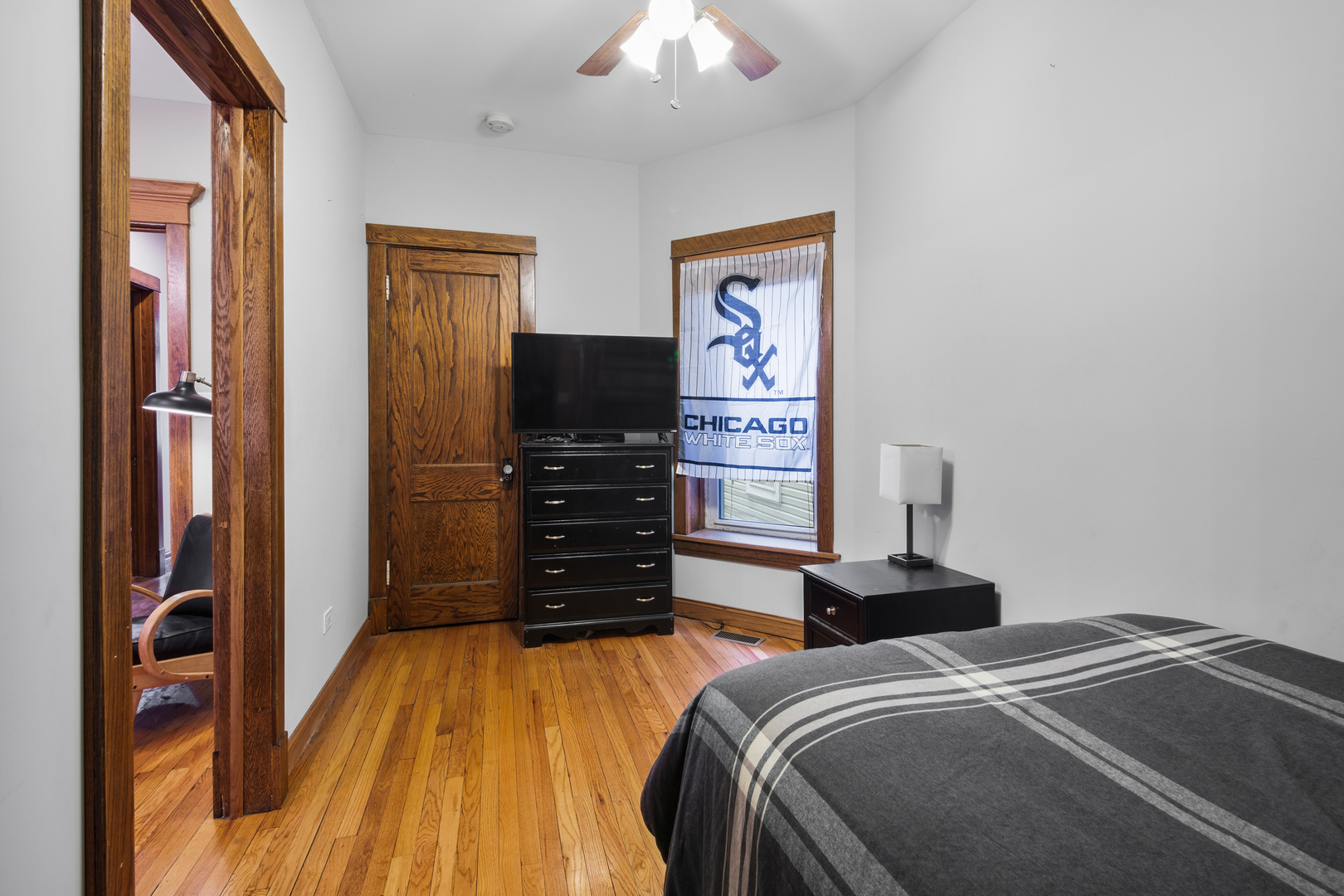 1648 N SAINT LOUIS Avenue Unit: 1