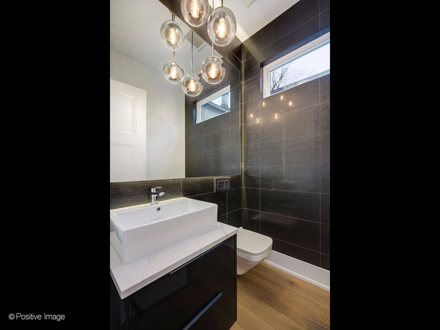 2518 W Palmer Street