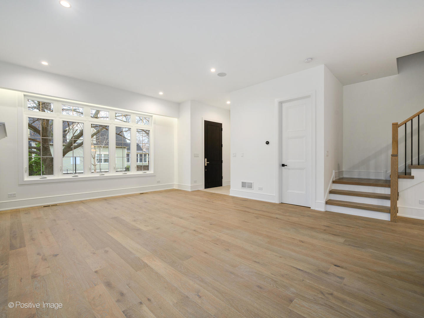 2518 W Palmer Street