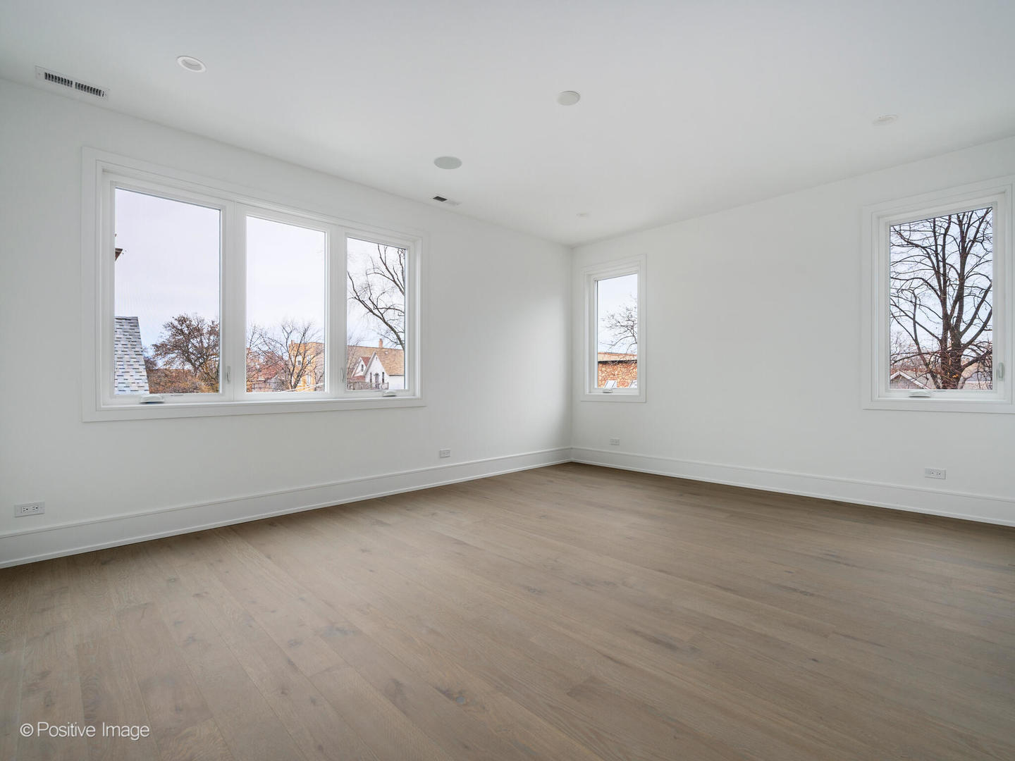 2518 W Palmer Street