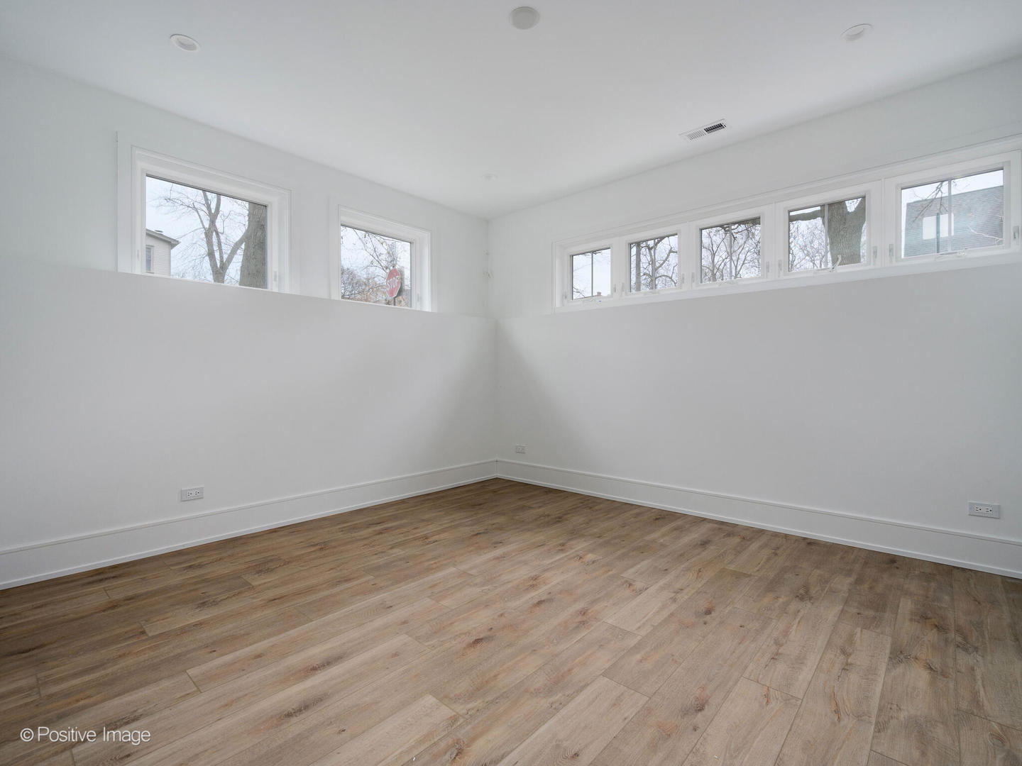 2518 W Palmer Street