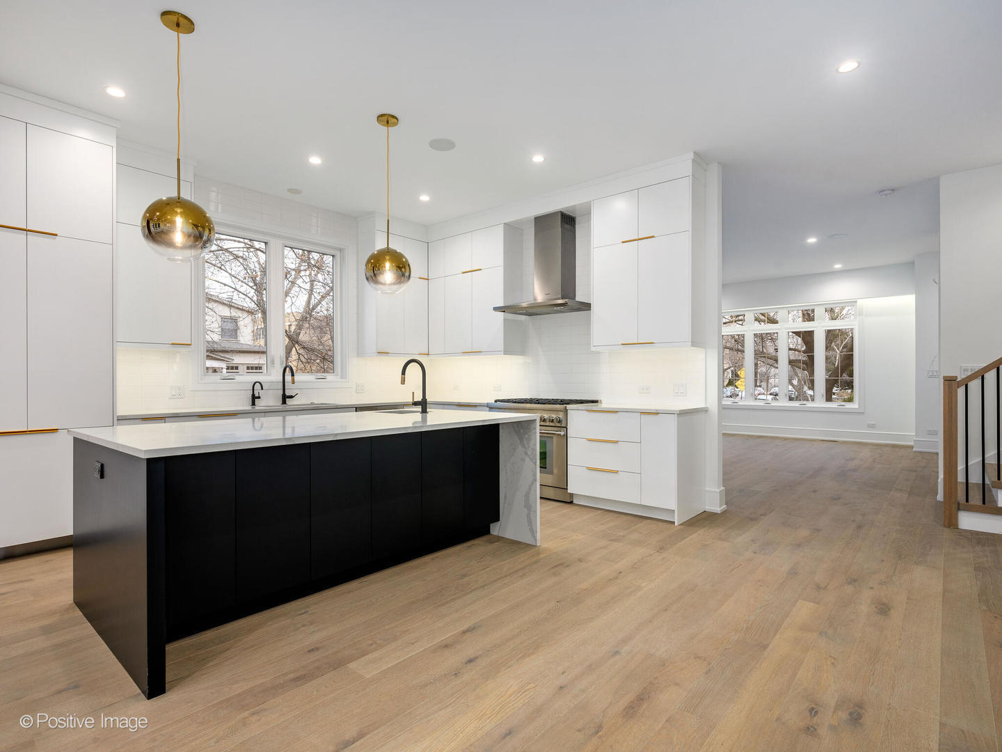 2518 W Palmer Street