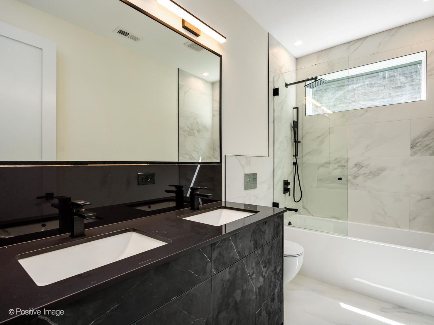 2518 W Palmer Street