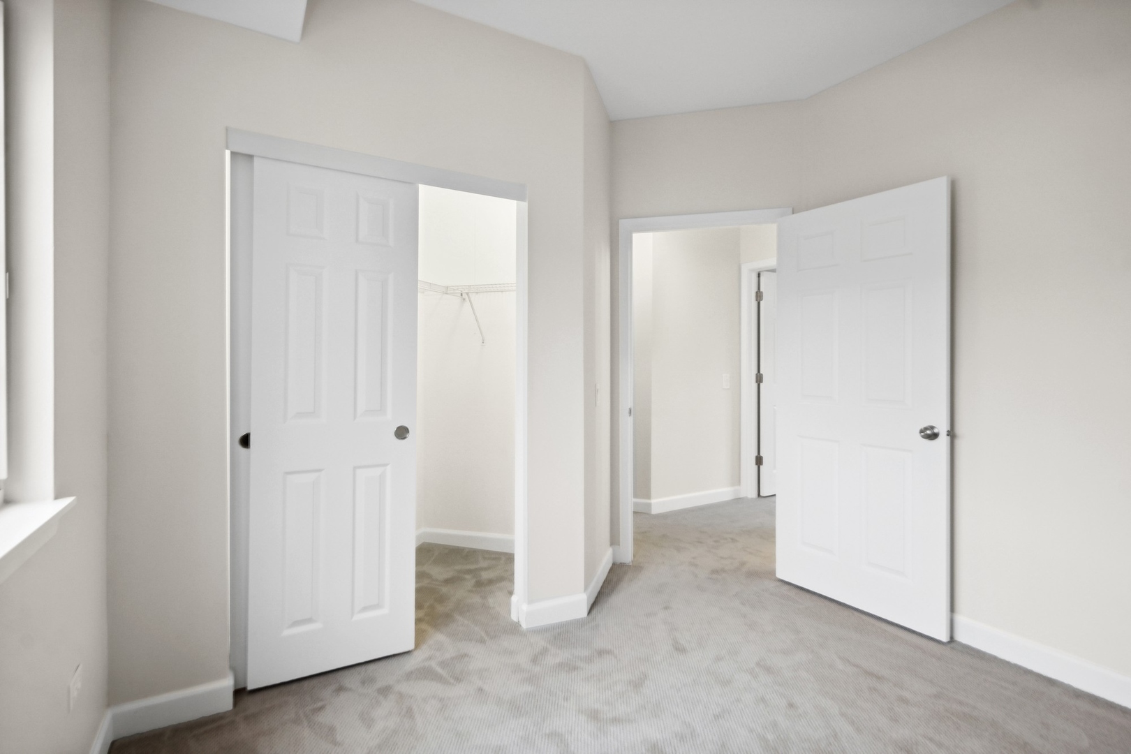 1014 E Wilson Avenue Unit: 1014