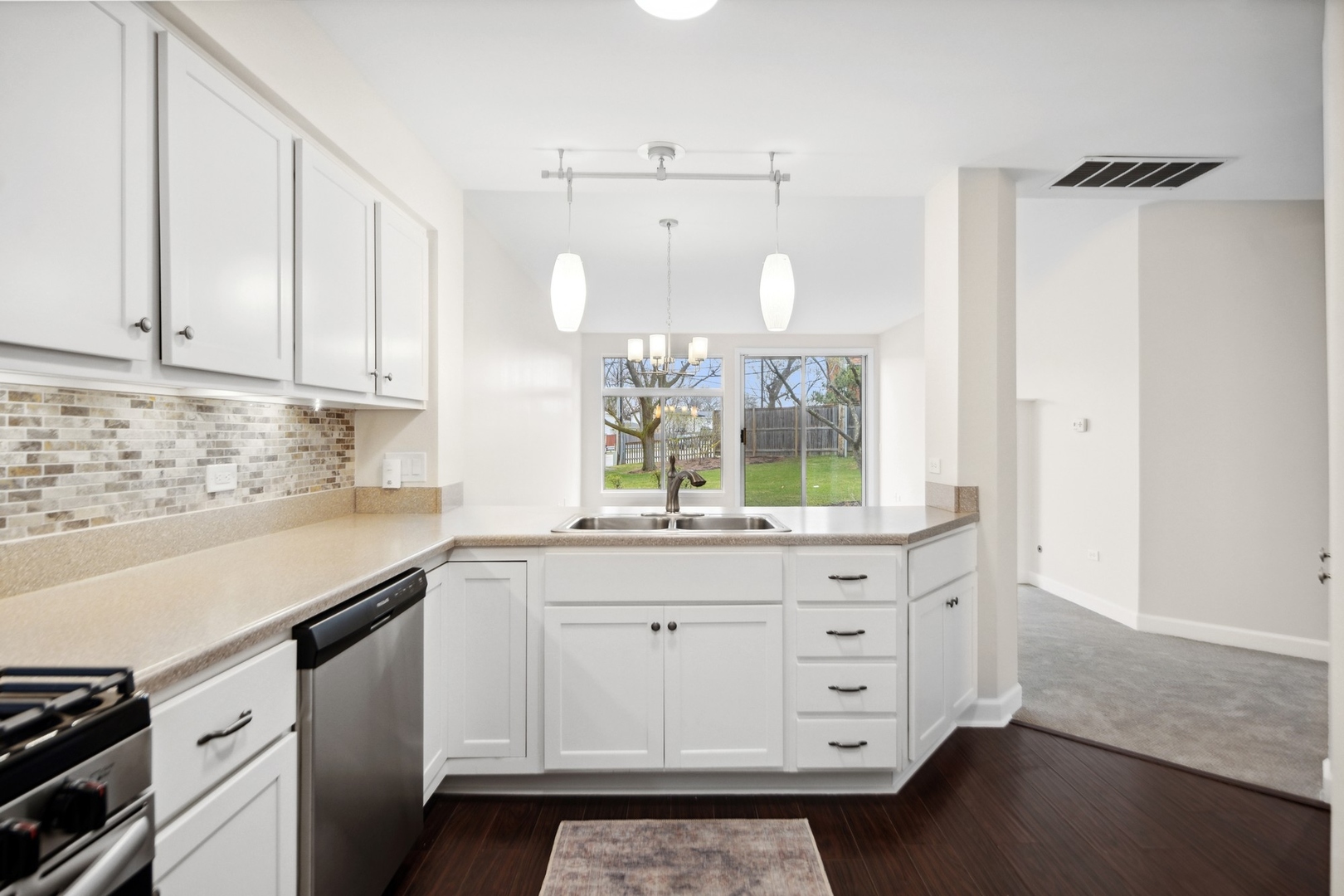 1014 E Wilson Avenue Unit: 1014
