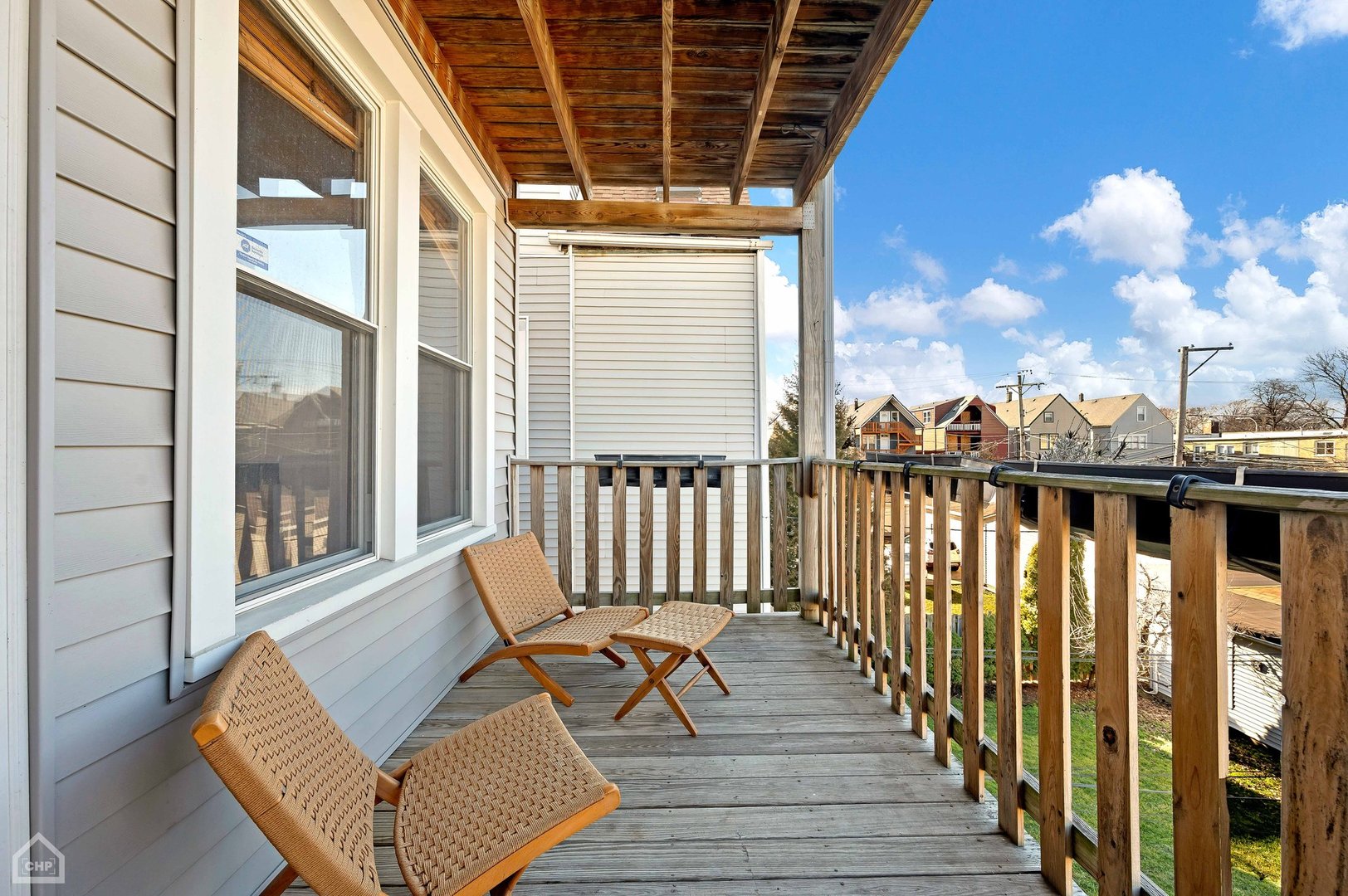 2824 N Avers Avenue Unit: 2